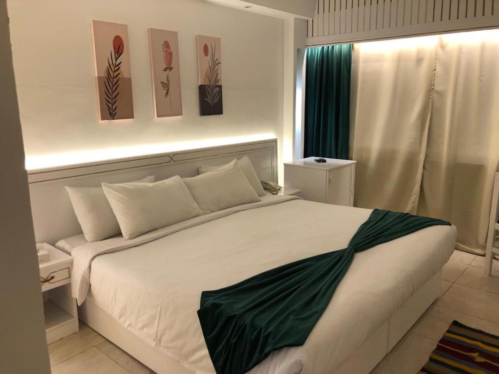 Salma Cairo 3*